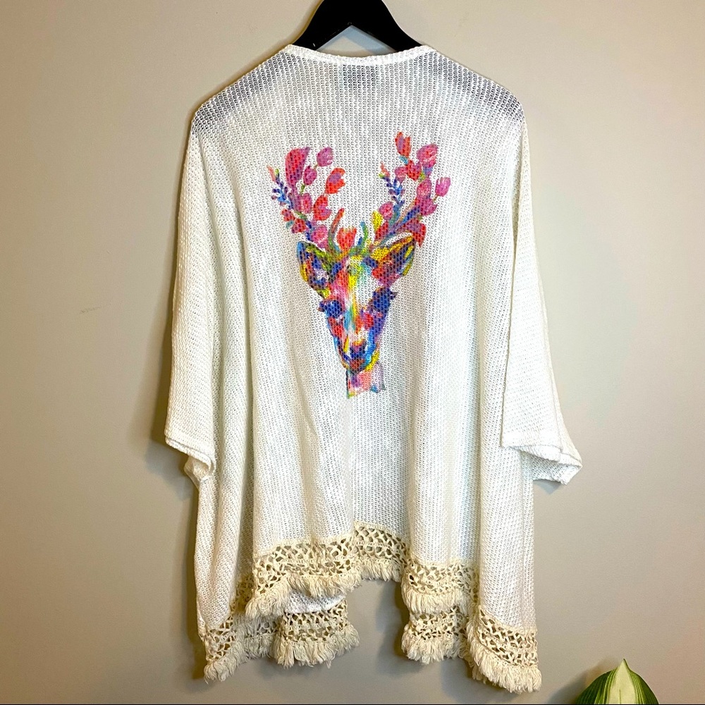 JUDITH MARCH KIMONO CROCHET BOTTOM TASSELS BEAUTIFUL MULTI COLOR DEER PRINT